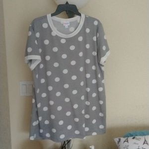 Women's blouse size 3X grey with white pookie dots